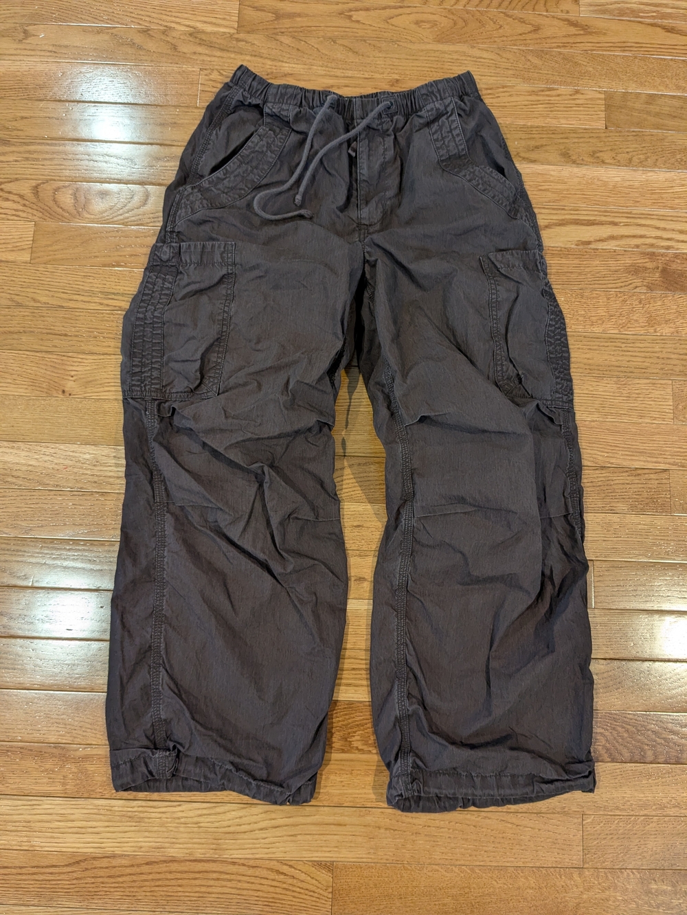 Aritzia TNA Squad Pocket Parachute Cargo Pants XS